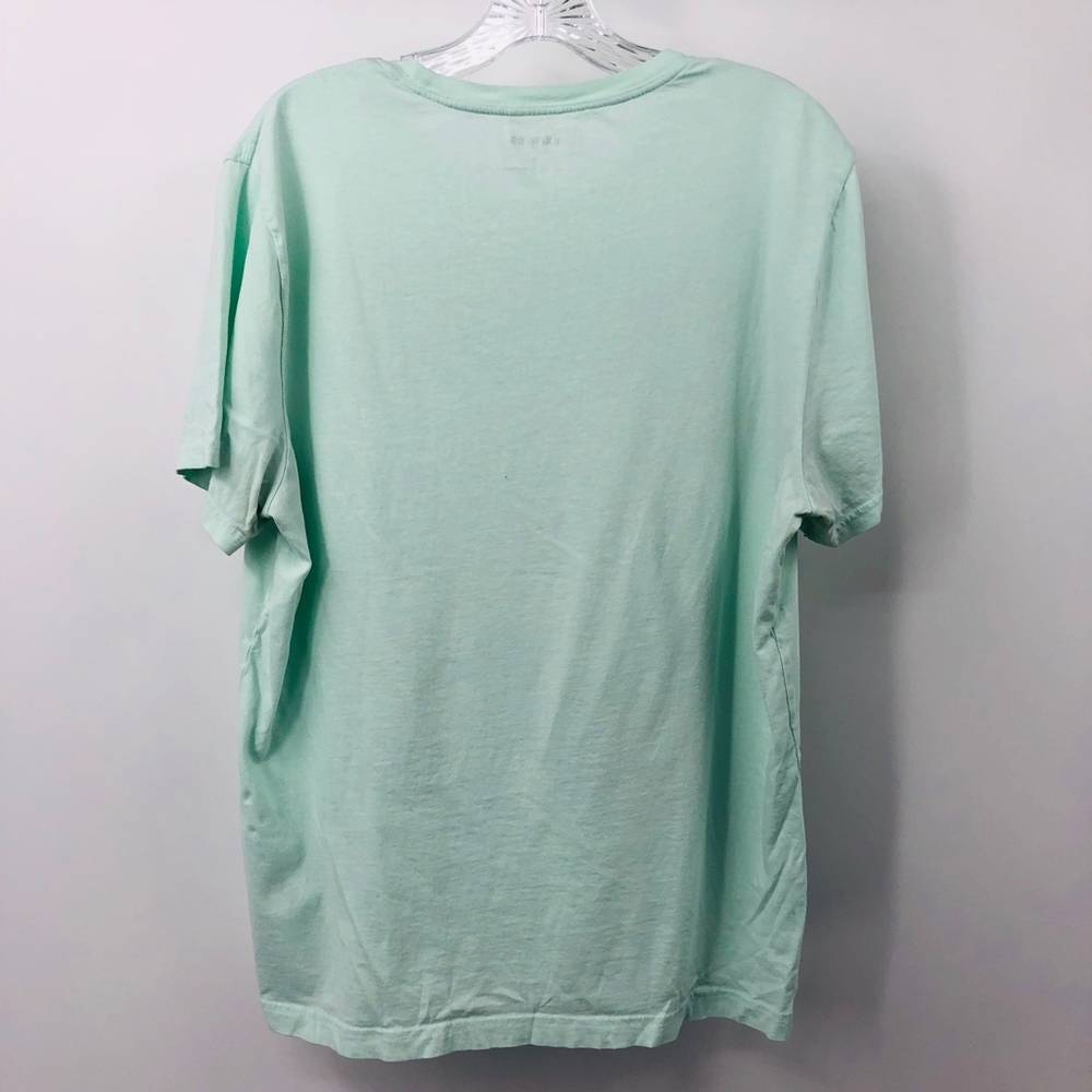 4 for $25 SALE!!!! Men's Express graphic T-shirt - Picture 6 of 8